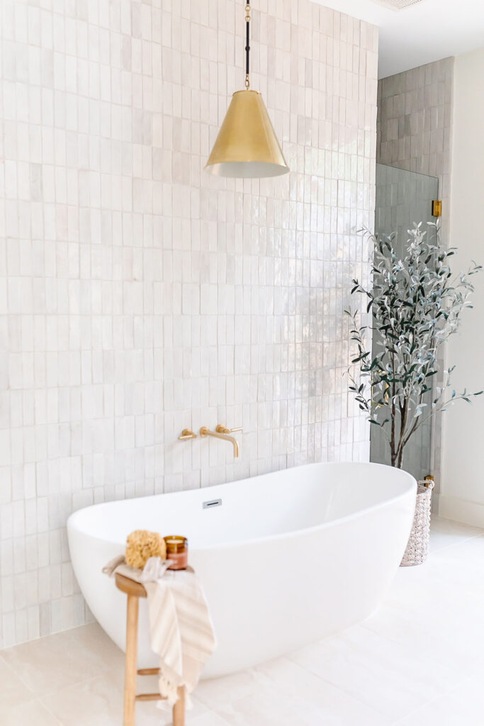 Pampering Bathtub scene